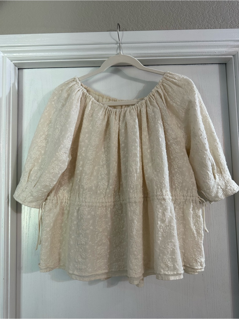 Caron Callahan Cream Lace Peasant Tunic